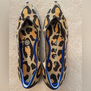 Like new Rothy’s big cat points in size 7